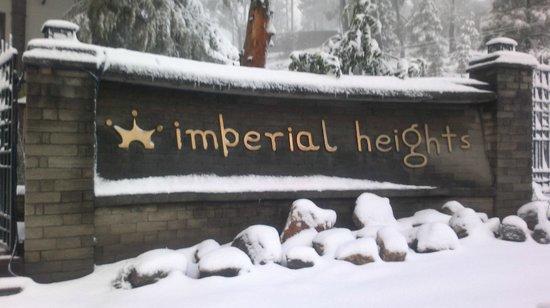 Imperial Heights Hotel Алмора Екстериор снимка